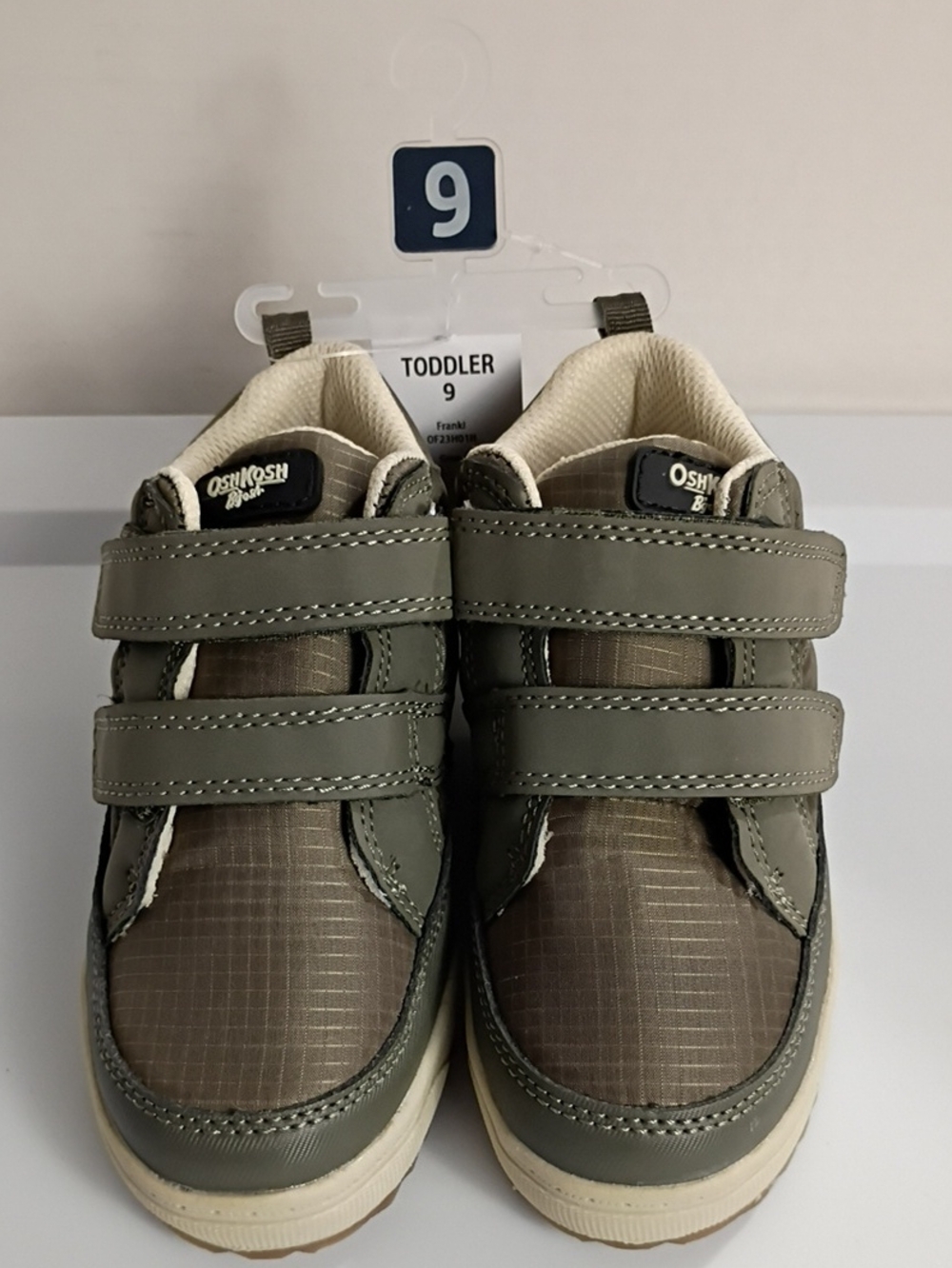 OshKosh B'gosh Toddler Olive Green Hook-and-Loop Sneakers SIZE 9 Toddler NWT